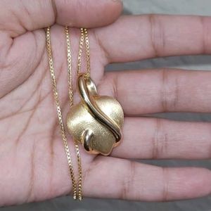18k gold Heart Pendant and necklace New